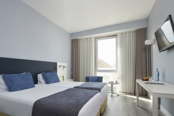 Hotel Faro & Beach Club